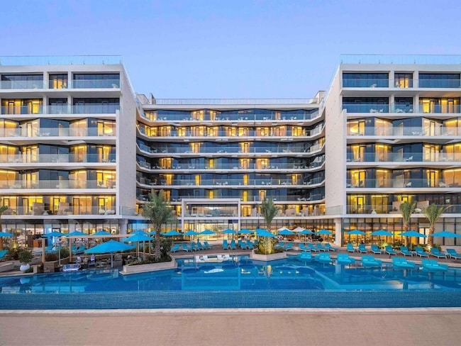 The Retreat Palm Dubai MGallery by Sofitel 1