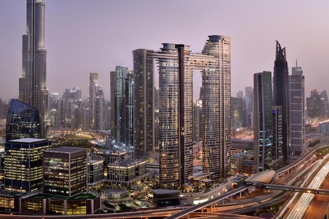 Dirección Sky View Dubai 1