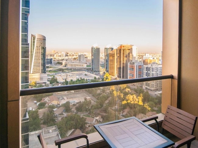 Das Mercure Dubai Barsha Heights Hotel Suites1
