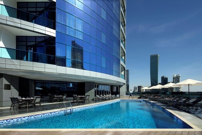 Radisson Blu Hotel Dubai Waterfront 2