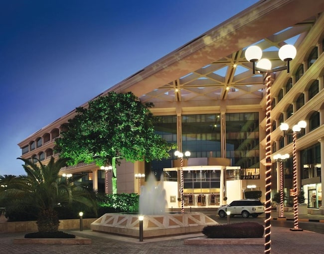 Movenpick Grand Al Bustan Dubai: luxo e conforto